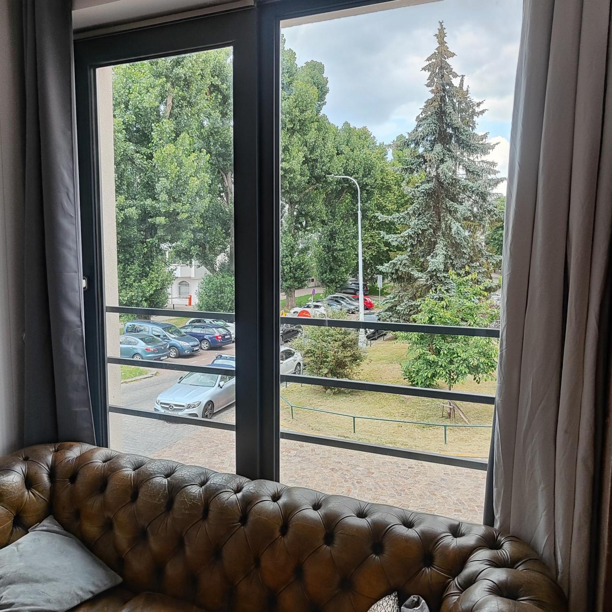 Apartment Big Windows Prag Dış mekan fotoğraf