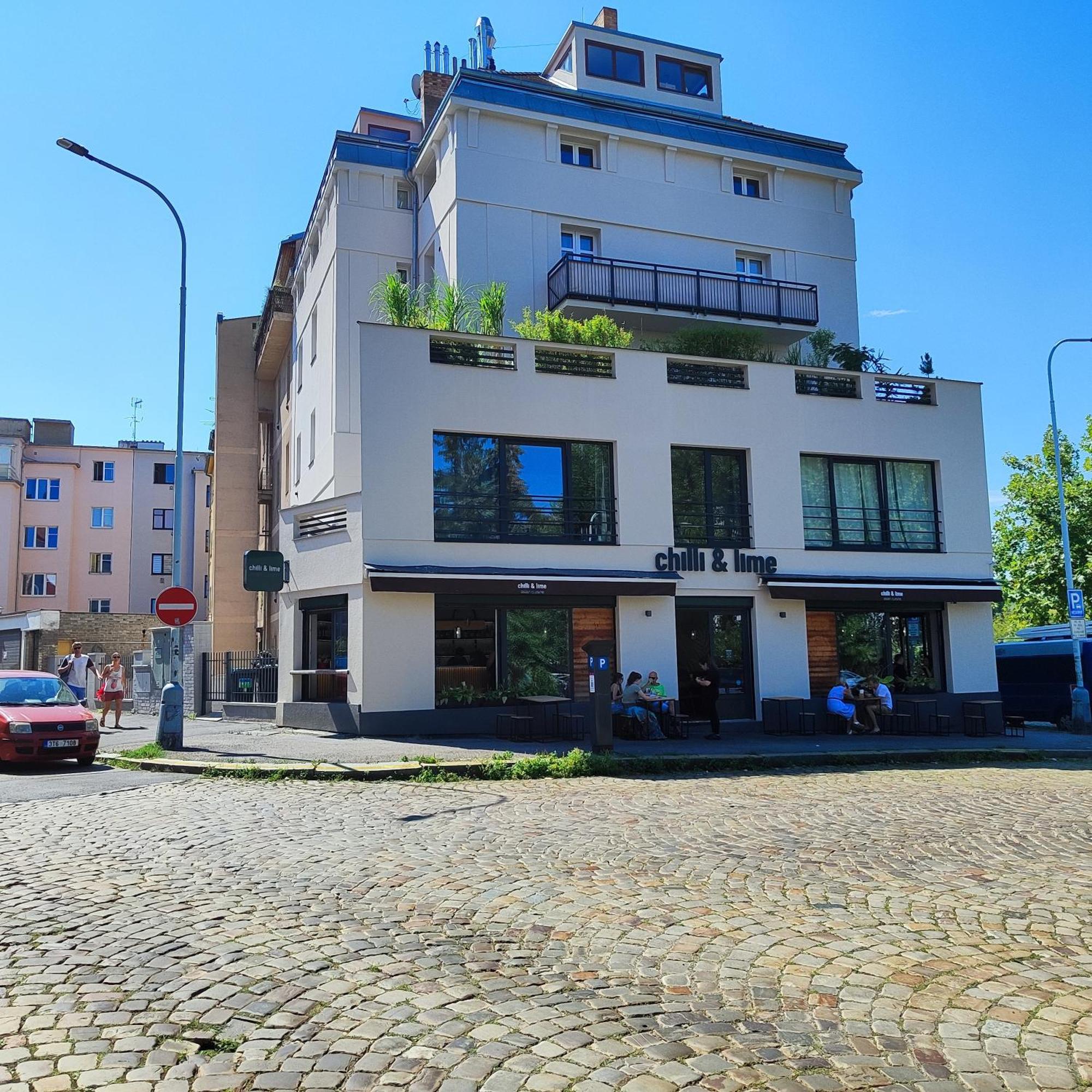 Apartment Big Windows Prag Dış mekan fotoğraf